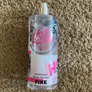 Victoria secret hot petals